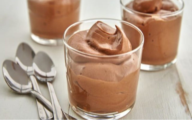 Mousse au chocolat noir facile et gourmande
